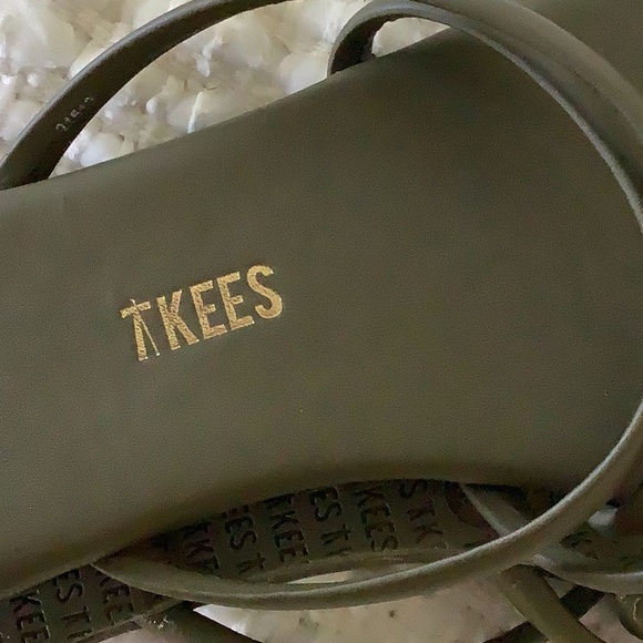 TKEES Olive Sloan Slides 7 - Picture 5 of 5
